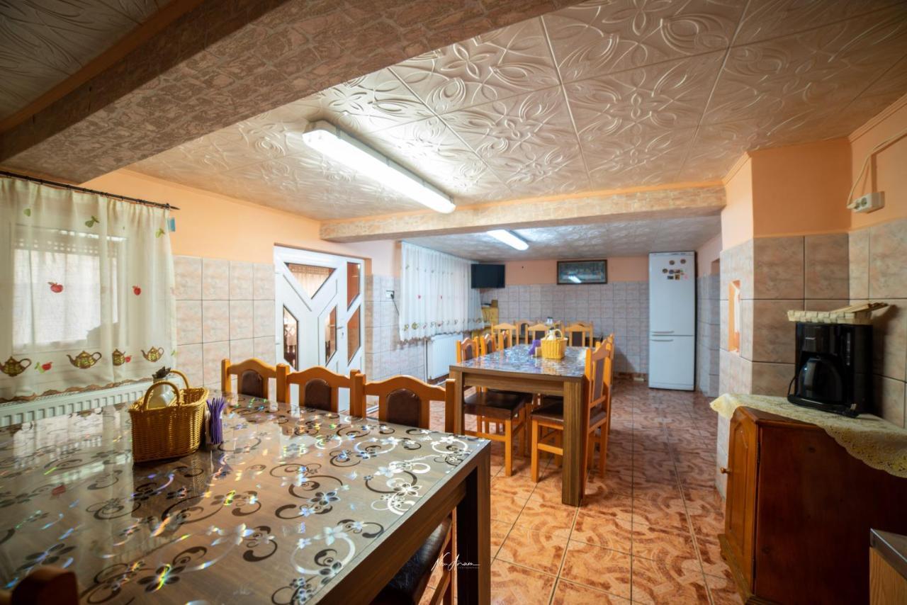 Casa Cosmina Arieseni Villa Eksteriør bilde