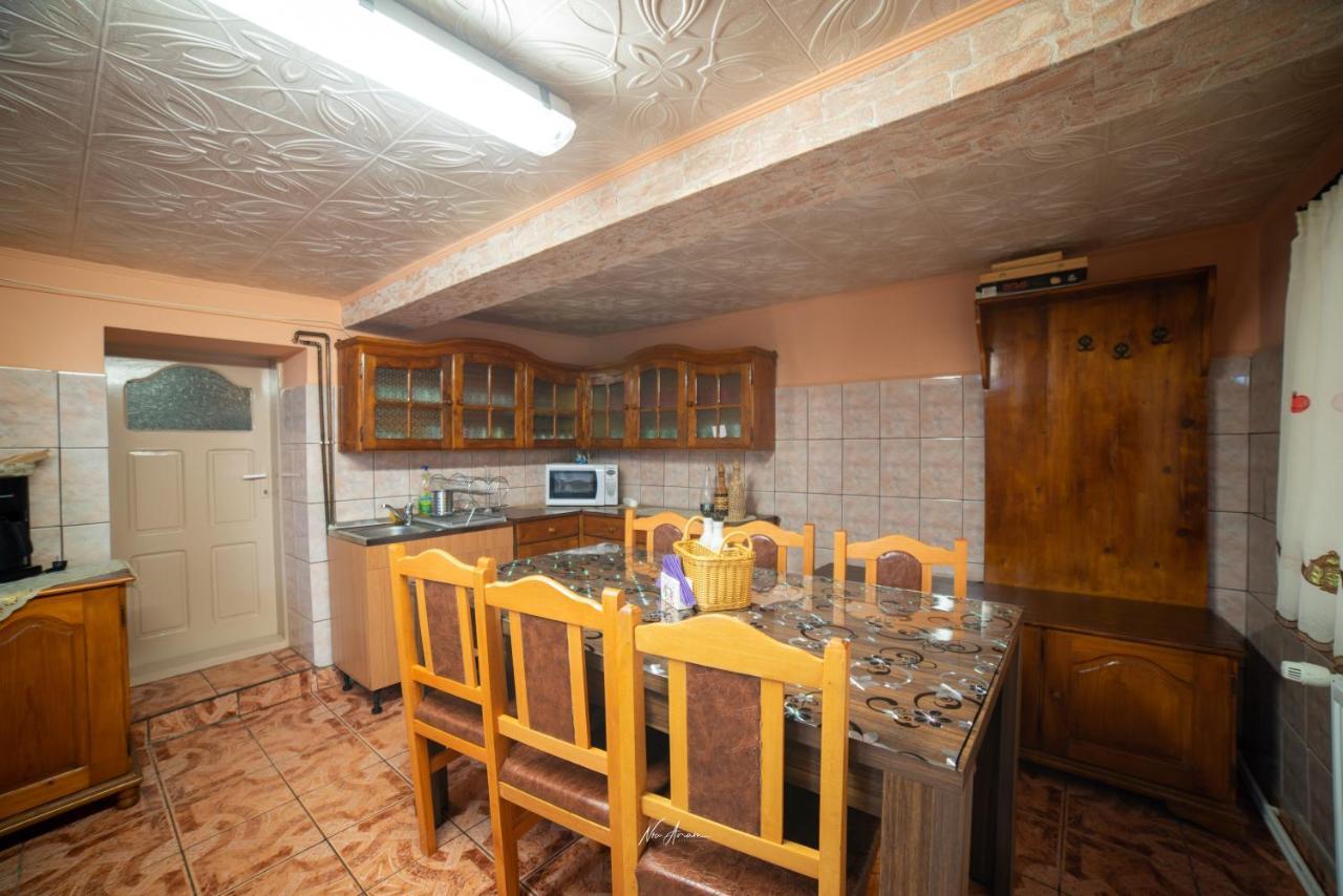 Casa Cosmina Arieseni Villa Eksteriør bilde